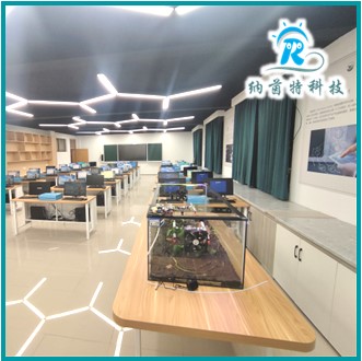 义乌中学信息技术专用教室